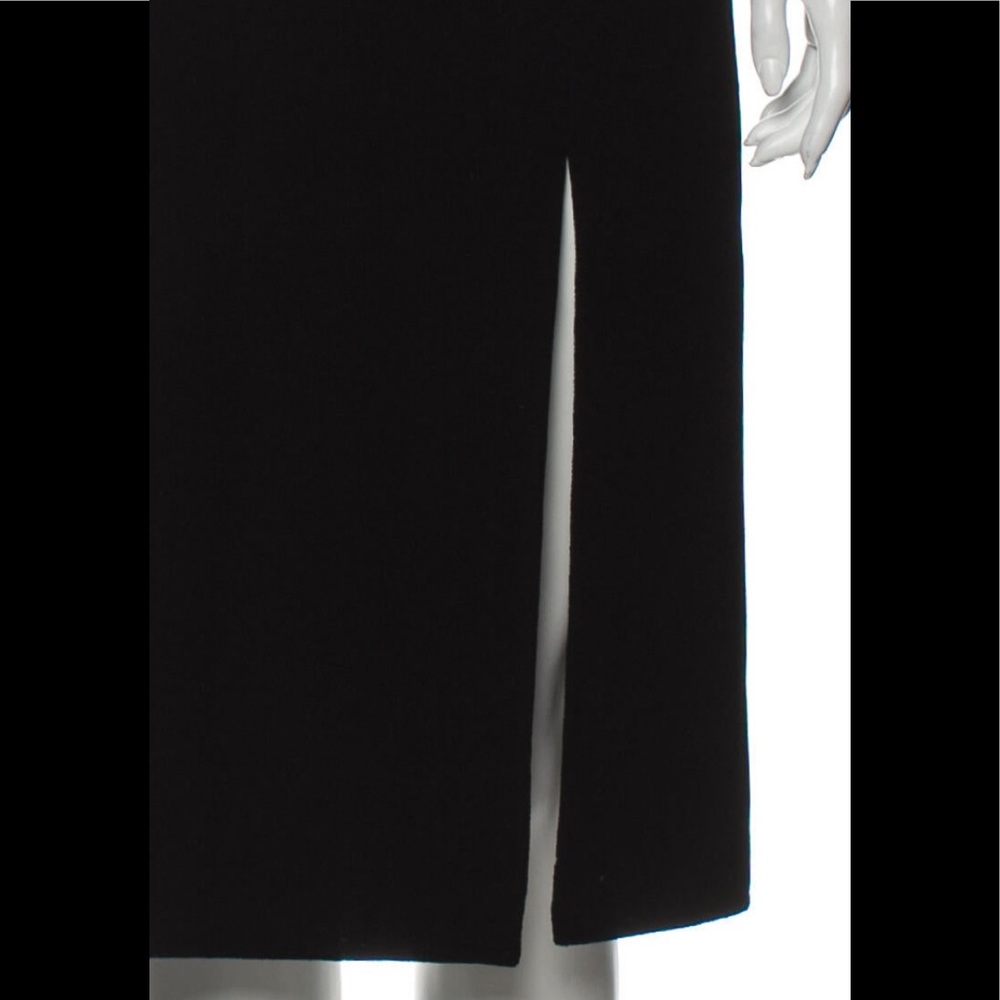 Michael Kors Collection✨Runway
Black, front slit, pencil skirt • orig. $1200 - Picture 4 of 6